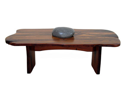 Picture of Bagiuo Coffee Table showing rock in the top of the table.