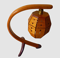 Picture of Bee Hive Lamp 1