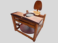 Picture of a Working Wooden Potters Wheel 2